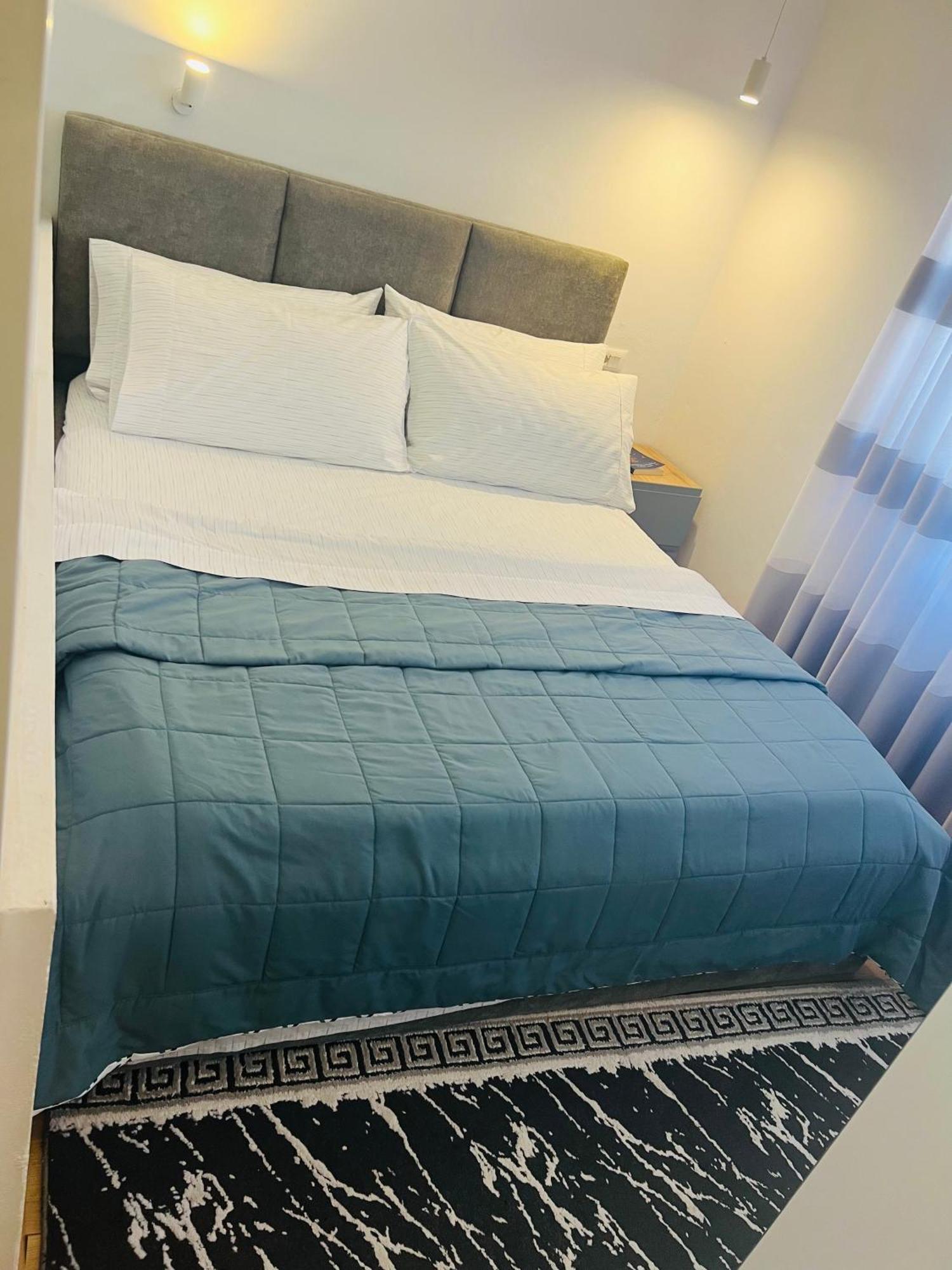 Charming House Apartment Pogradec Luaran gambar